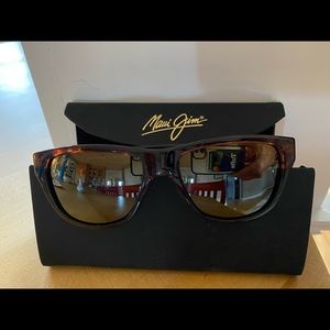 Nearly new Maui Jim sunglasses, case, lens cloth